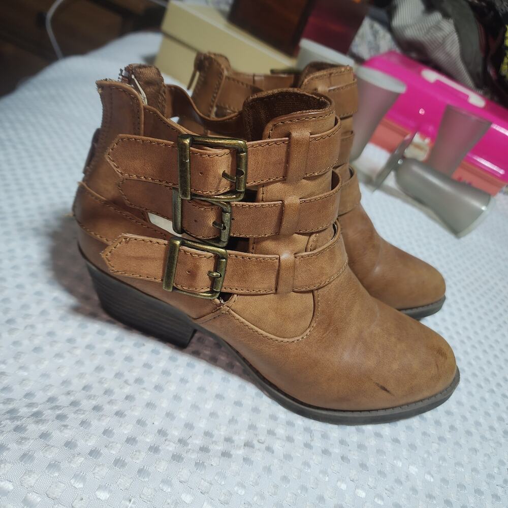 MUDD EUC WOMENS SZ 8 M WALLFLOWER ANKLE BOOTS SHOES